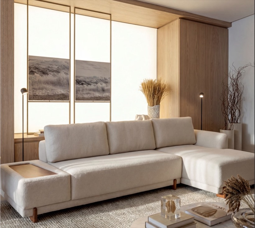 Sofá modular claro em sala contemporânea